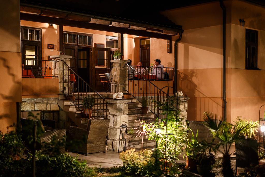 Hotel Gut Zentgraf Mörbisch am See Esterno foto